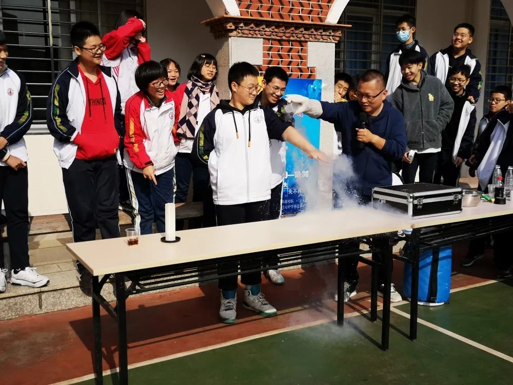 看!这些用科技之光迎接2022的福建少年!休闲区蓝鸢梦想 - Www.slyday.coM 看!这些用科技之光迎接2022的福建少年!休闲区蓝鸢梦想 - Www.slyday.coM