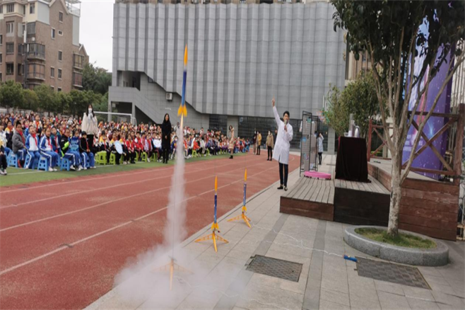 看!这些用科技之光迎接2022的福建少年!休闲区蓝鸢梦想 - Www.slyday.coM 看!这些用科技之光迎接2022的福建少年!休闲区蓝鸢梦想 - Www.slyday.coM