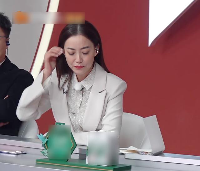 杜华有失水准?节目点评容祖儿像吴宣仪,霍汶希的表情耐人寻味休闲区蓝鸢梦想 - Www.slyday.coM 杜华有失水准?节目点评容祖儿像吴宣仪,霍汶希的表情耐人寻味休闲区蓝鸢梦想 - Www.slyday.coM