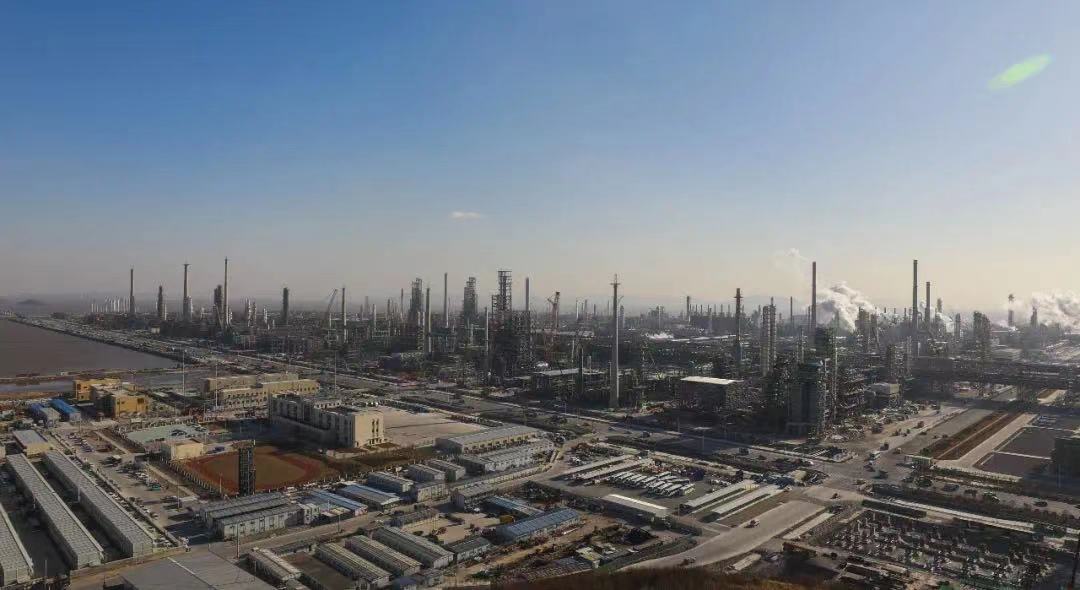 浙石化gdp_中国gdp增长图