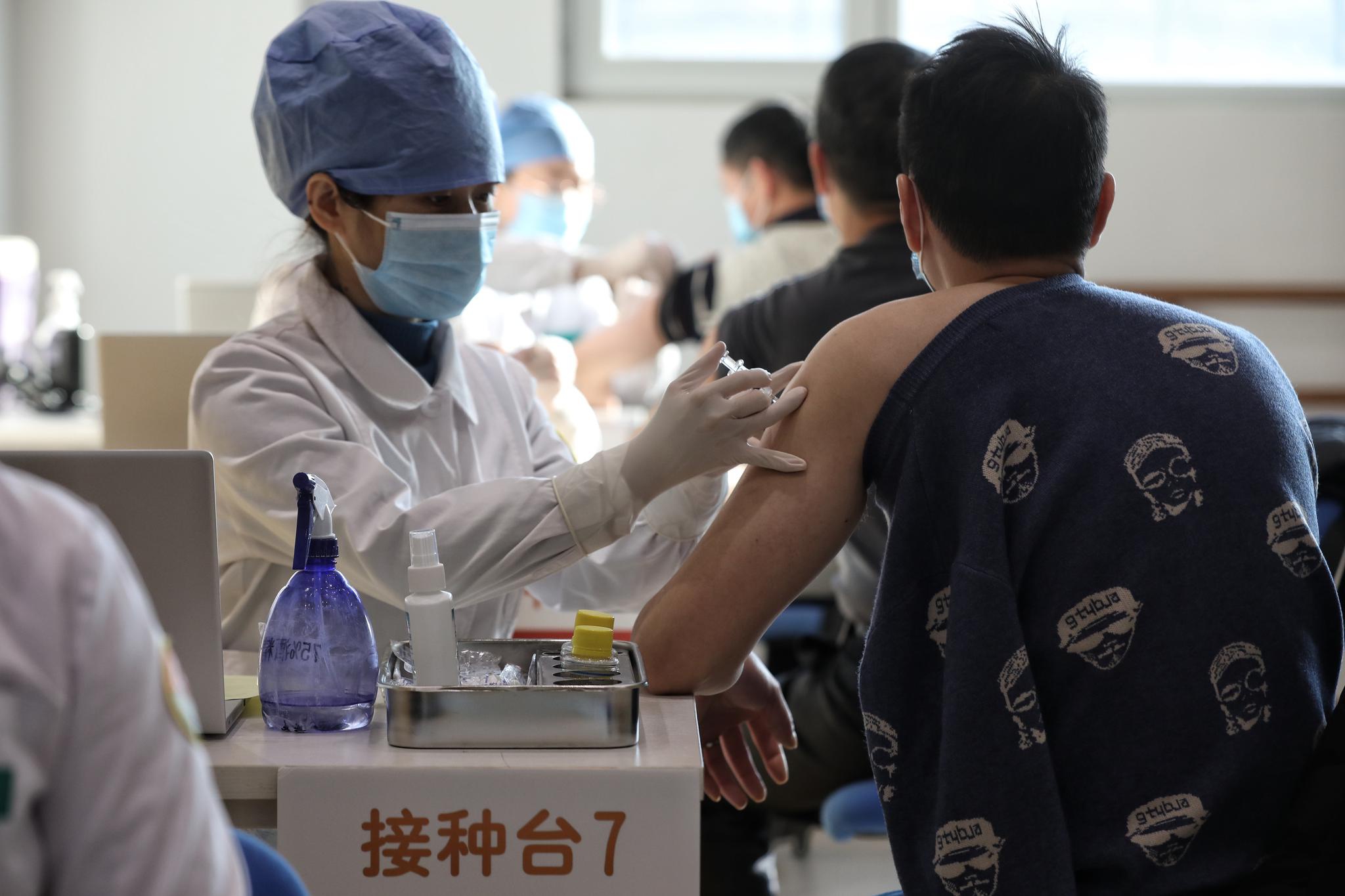 北京两天接种7万余剂新冠疫苗,哪些人不适合接种?