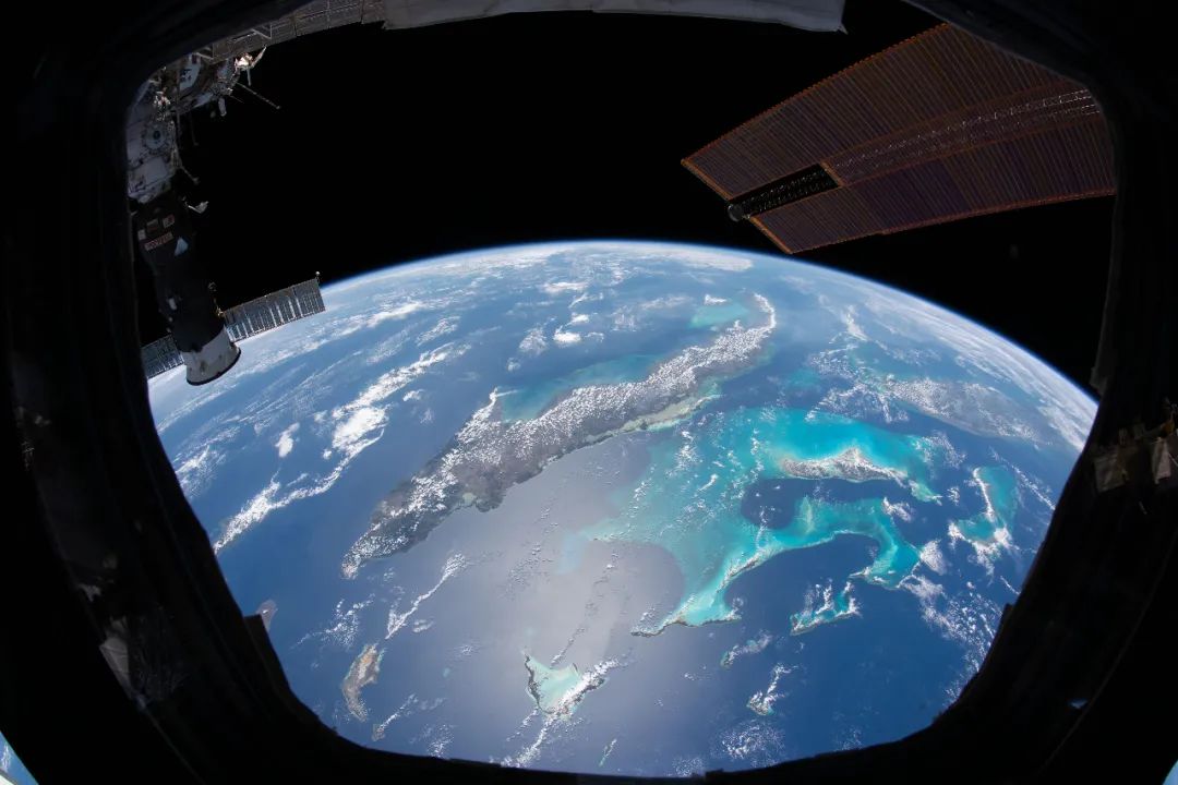太惊艳了太空看地球是什么体验2020最美地球照震撼来袭
