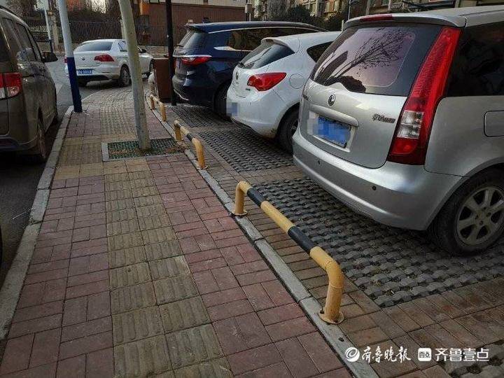 济南一小区物业在停车位安装U形挡车器,女子路过被绊倒摔断门牙休闲区蓝鸢梦想 - Www.slyday.coM 济南一小区物业在停车位安装U形挡车器,女子路过被绊倒摔断门牙休闲区蓝鸢梦想 - Www.slyday.coM