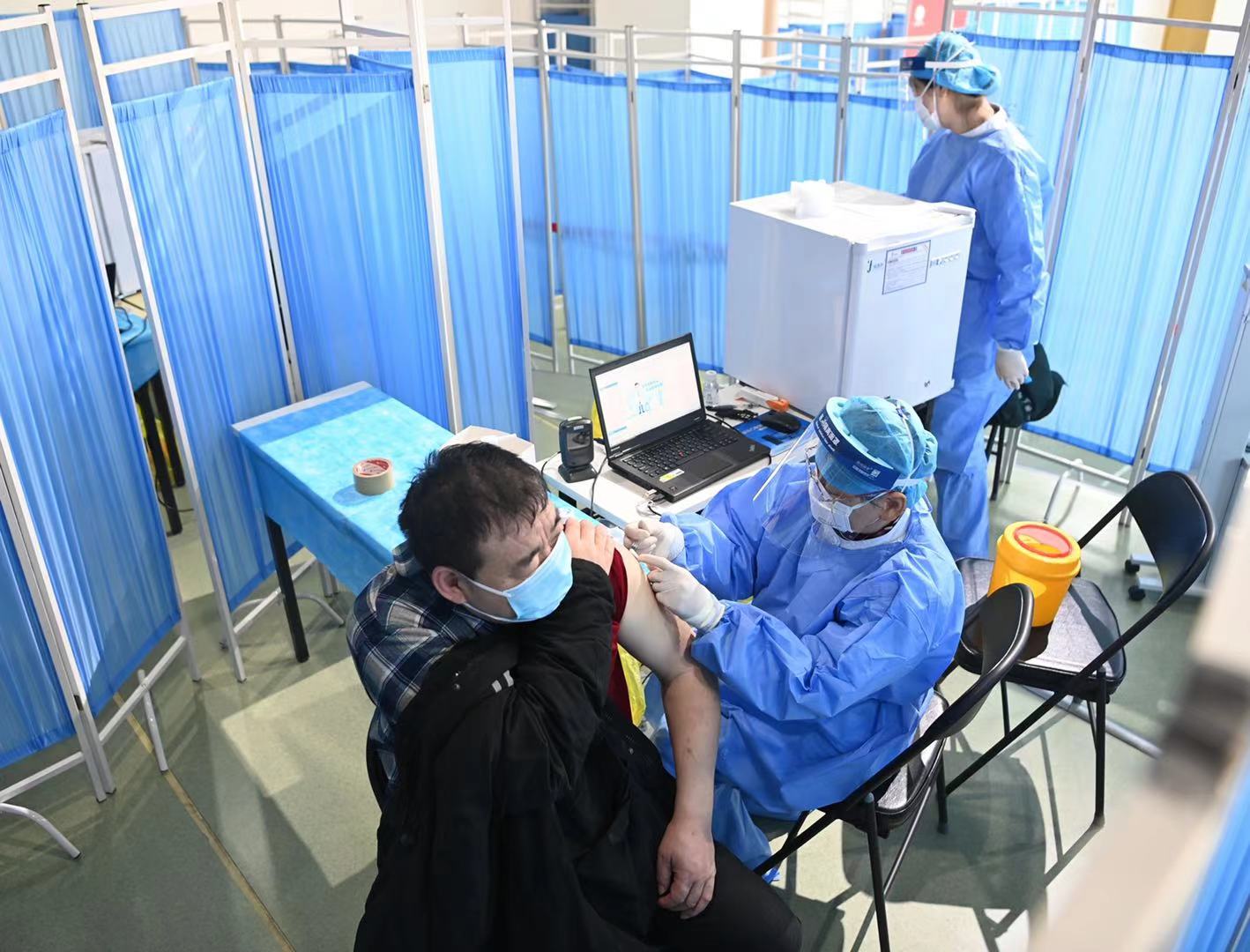 人口不停增多_停课不停学图片(3)