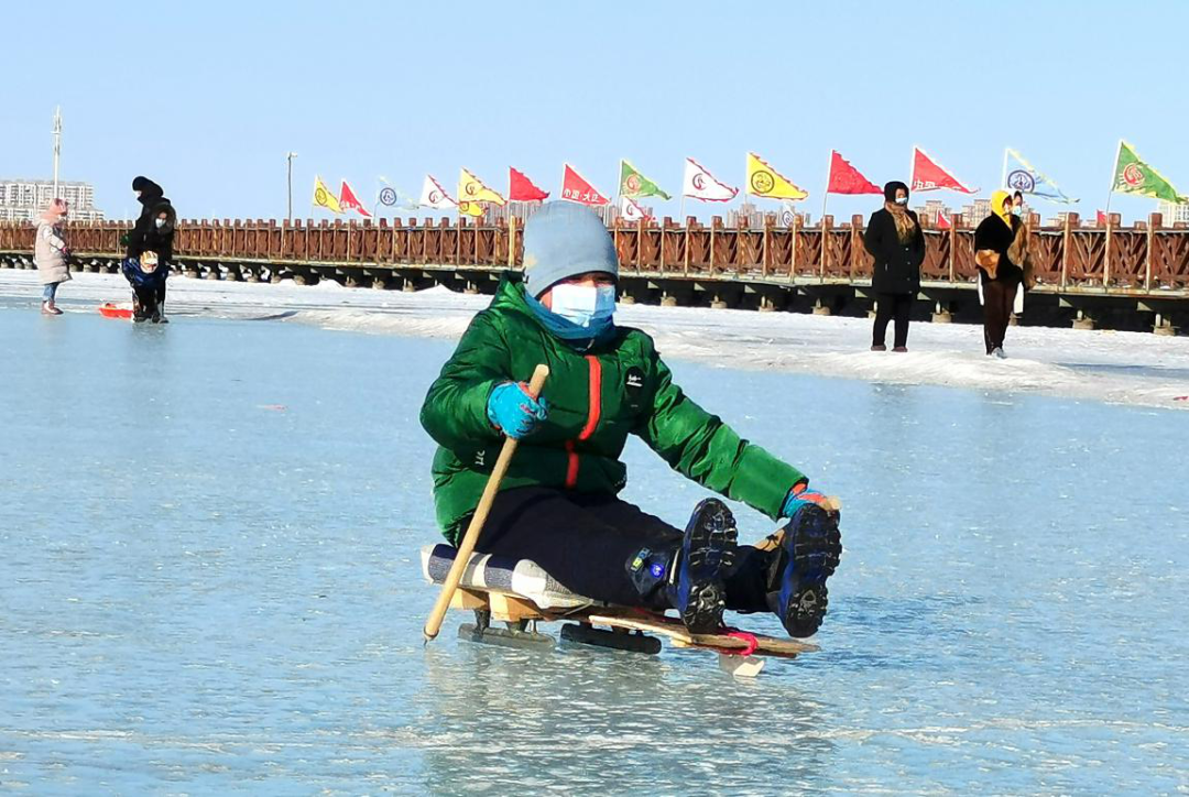 滑冰,拉雪圈,抽冰尜儿…就地过年不寂寞,依旧玩得嗨|不锈钢|滑冰|黎