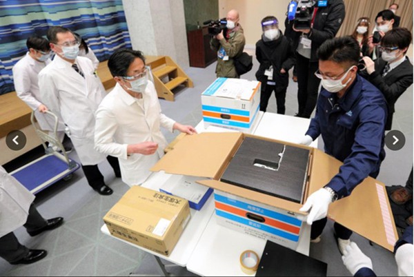 东京都内医院正式接收新冠疫苗日本政府17日起分阶段展开接种