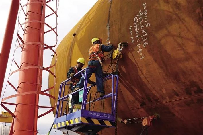 工业经济总量_世界经济总量图片