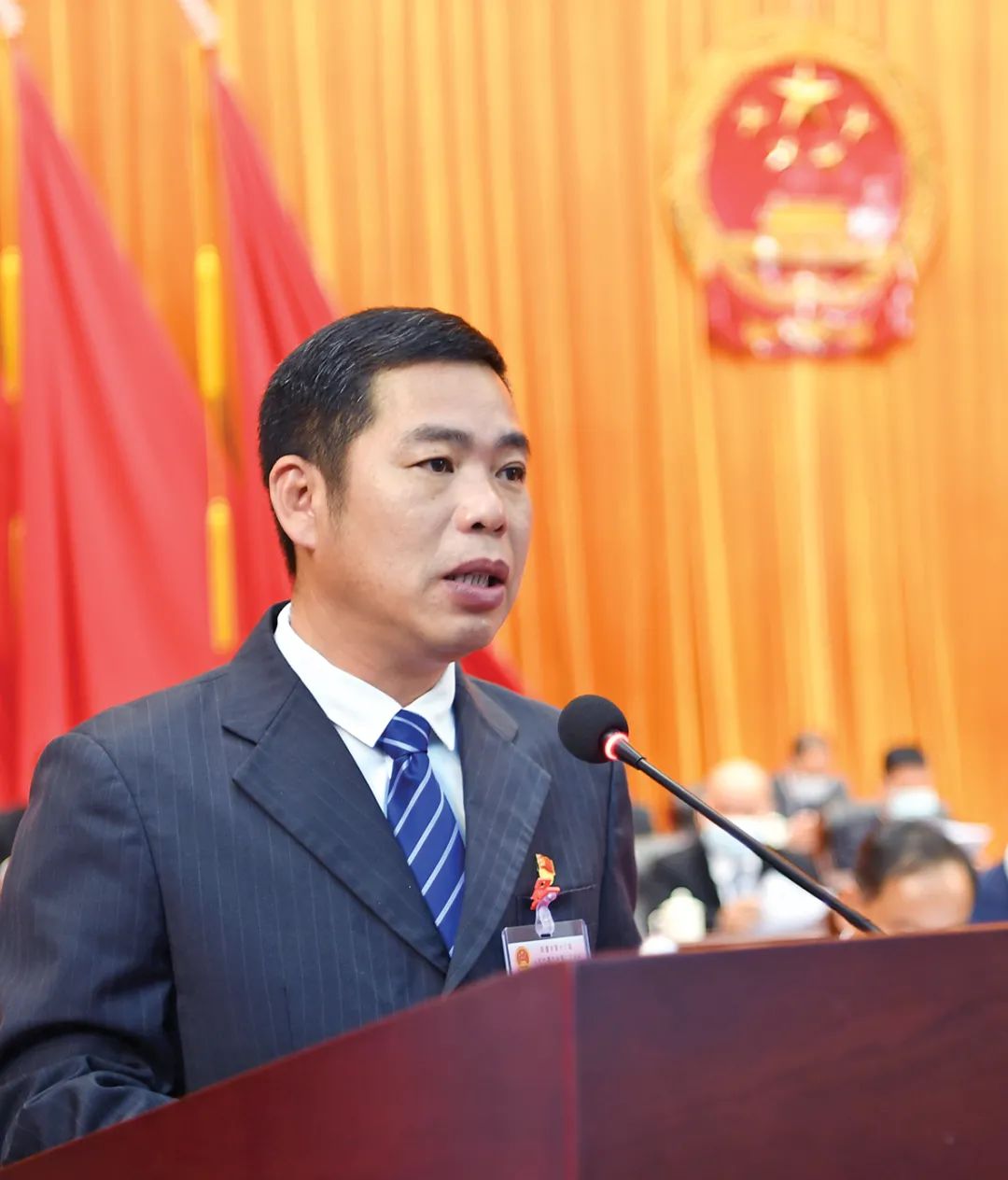 02-2021.02广东省阳江阳春市委副书记,市政府副市长,代理市长   2021.