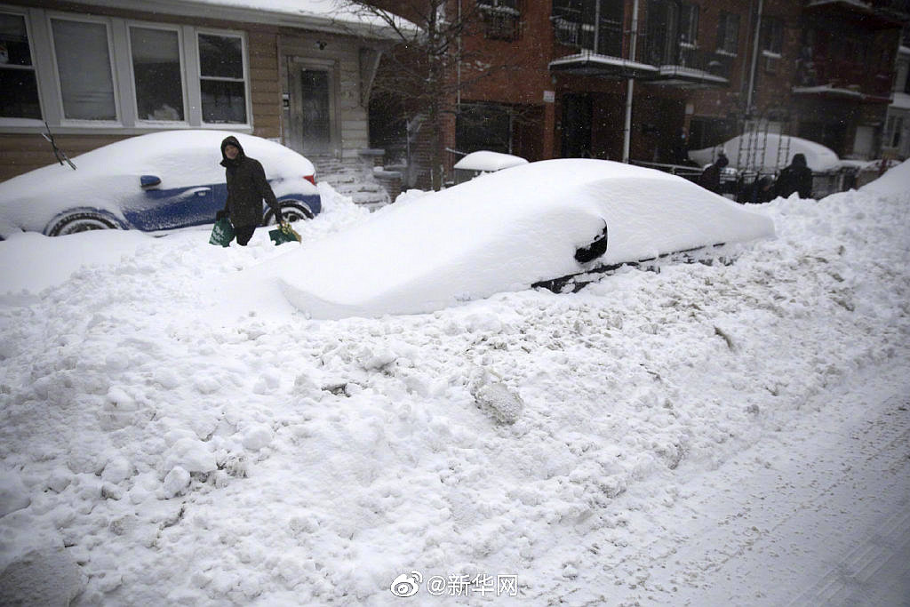 暴风雪致美国纽约等地进入灾难应急状态