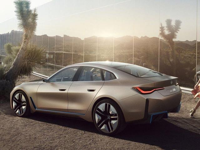 宝马2022年新款车,2022宝马5系最新款 宝马2021年在华将推出25款新车 部分车型曝光