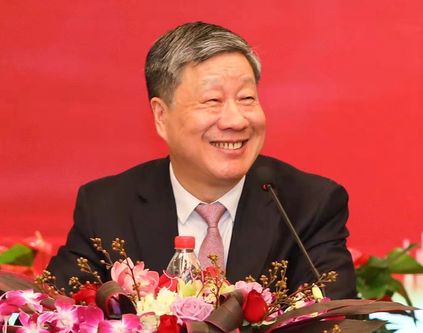 滨江房产董事长_滨江公园