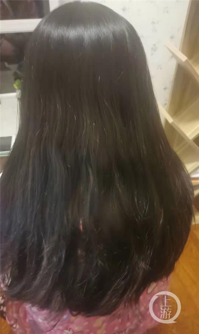 女子花2640元烫“自然大卷”1小时后变直发?理发店:可免费重烫休闲区蓝鸢梦想 - Www.slyday.coM 女子花2640元烫“自然大卷”1小时后变直发?理发店:可免费重烫休闲区蓝鸢梦想 - Www.slyday.coM