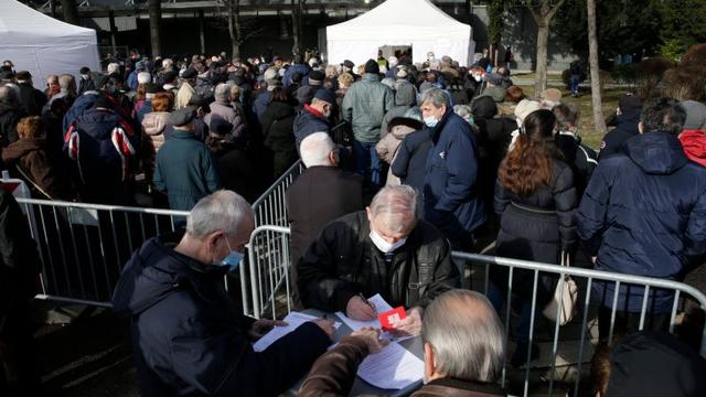 塞尔维亚疫苗接种率远甩欧盟,法媒酸了:还不是有中国帮他们休闲区蓝鸢梦想 - Www.slyday.coM 塞尔维亚疫苗接种率远甩欧盟,法媒酸了:还不是有中国帮他们休闲区蓝鸢梦想 - Www.slyday.coM