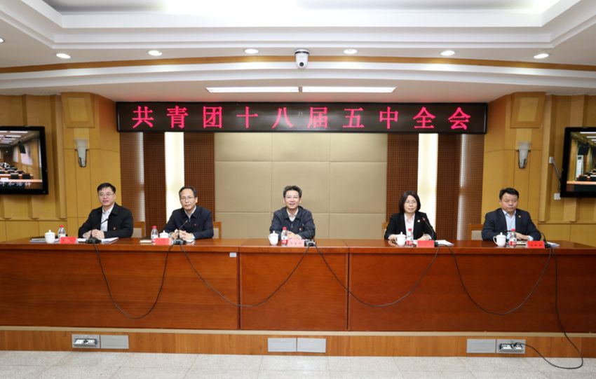 【青听·午报】“中国天眼”10%观测时间4月将对全球开放休闲区蓝鸢梦想 - Www.slyday.coM 【青听·午报】“中国天眼”10%观测时间4月将对全球开放休闲区蓝鸢梦想 - Www.slyday.coM