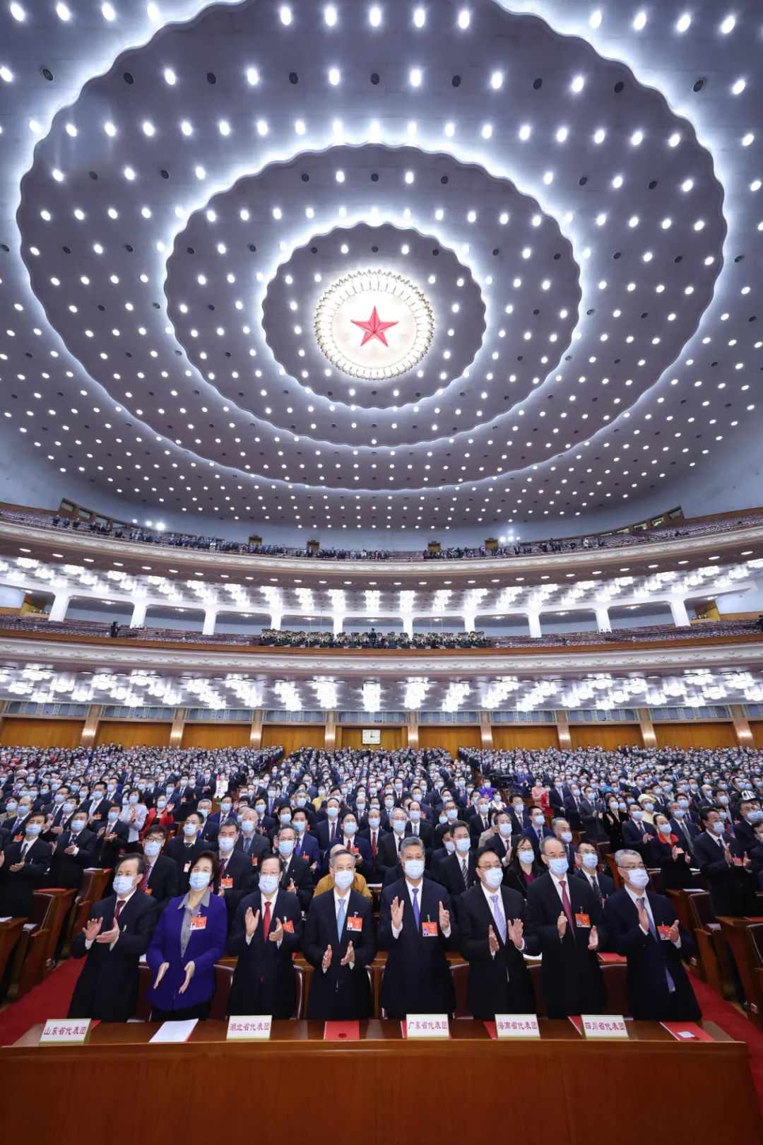 来宾100元小胡同：精彩回顾与交通出行小贴士