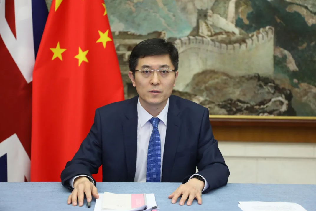 我驻英国临时代办当着BBC面发问:你们知道中国网民把你们叫做“英国偏见公司”休闲区蓝鸢梦想 - Www.slyday.coM 我驻英国临时代办当着BBC面发问:你们知道中国网民把你们叫做“英国偏见公司”休闲区蓝鸢梦想 - Www.slyday.coM