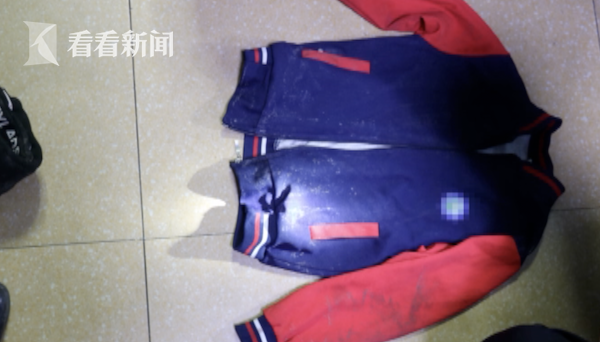 6岁男孩遭小车碾压,司机帮其穿鞋子后逃逸,还有更气人的……休闲区蓝鸢梦想 - Www.slyday.coM 6岁男孩遭小车碾压,司机帮其穿鞋子后逃逸,还有更气人的……休闲区蓝鸢梦想 - Www.slyday.coM