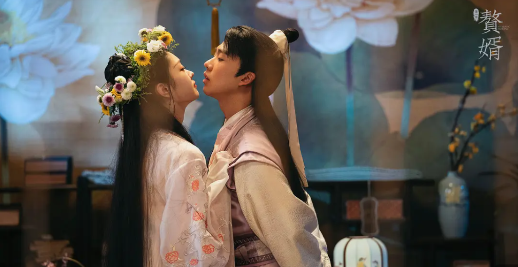 苏檀儿（左）和宁毅