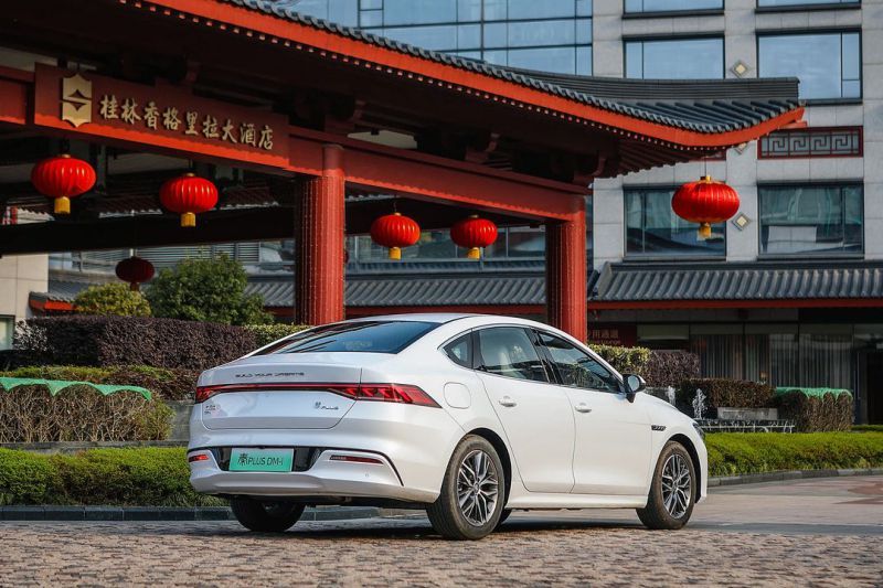 升级安全气囊/选装液晶仪表 秦PLUS DM-i增配