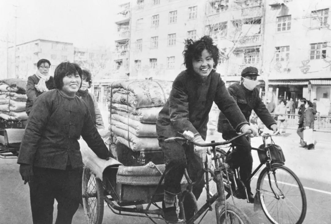 《国家相册·花开天下暖》:爱国发家,多种棉花!