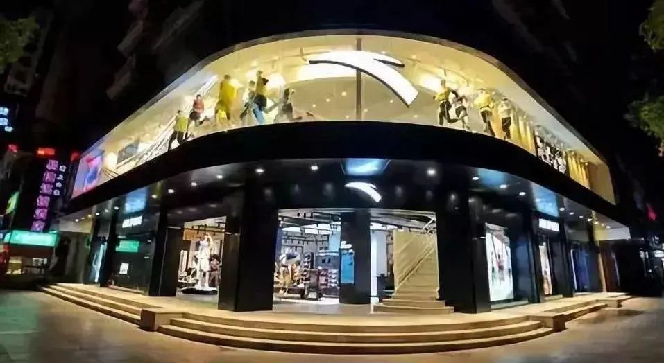 腾讯日均盈利4.3亿元,辛巴高调复出,快递业务量突破200亿件休闲区蓝鸢梦想 - Www.slyday.coM 腾讯日均盈利4.3亿元,辛巴高调复出,快递业务量突破200亿件休闲区蓝鸢梦想 - Www.slyday.coM