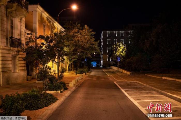 希腊延长封锁扩大硬封锁范围 变种病毒传播超3000例