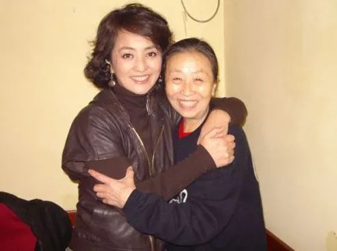 75岁老戏骨张少华去世,被病痛折磨了10年,贾玲杨志刚等20多位明星发文悼念休闲区蓝鸢梦想 - Www.slyday.coM 75岁老戏骨张少华去世,被病痛折磨了10年,贾玲杨志刚等20多位明星发文悼念休闲区蓝鸢梦想 - Www.slyday.coM