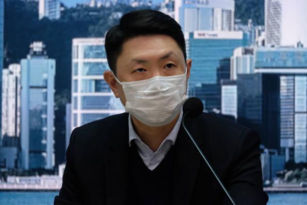 孔繁毅教授指出,老翁有严重冠心病,死亡与接种疫苗无直接关系,图自大公文汇全媒体