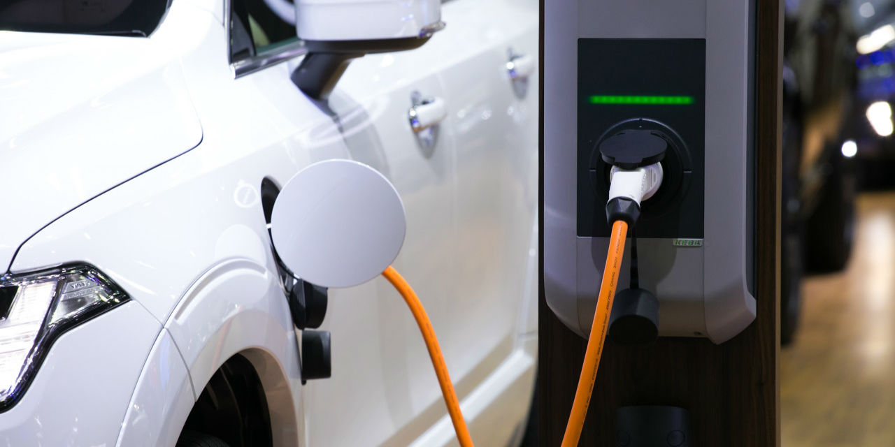 百度新能源行业洞察报告：限购级特大城市对新能源汽车需求最旺盛