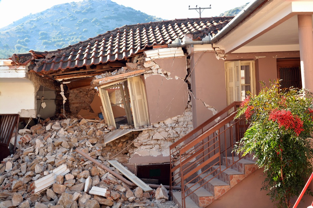 当地时间2021年3月5日，希腊拉里萨Damasi村，该地发生里氏5.9级地震，房屋严重受损。