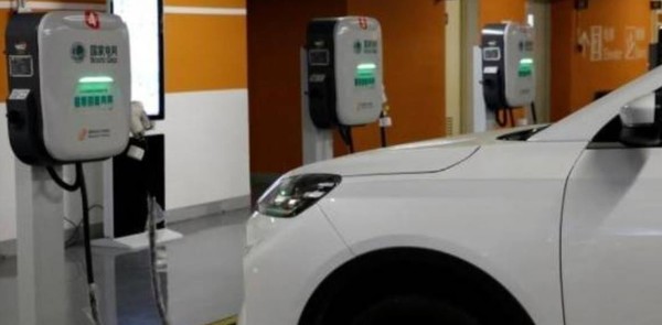 国网<em>电动</em><em>汽车</em>公司：<em>换电</em><em>模式</em>成为<em>电动</em><em>汽车</em>发展新动能