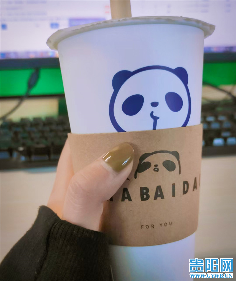 “开始喜欢‘三八’妇女节了”!今天贵阳人的朋友圈被礼物刷屏休闲区蓝鸢梦想 - Www.slyday.coM “开始喜欢‘三八’妇女节了”!今天贵阳人的朋友圈被礼物刷屏休闲区蓝鸢梦想 - Www.slyday.coM