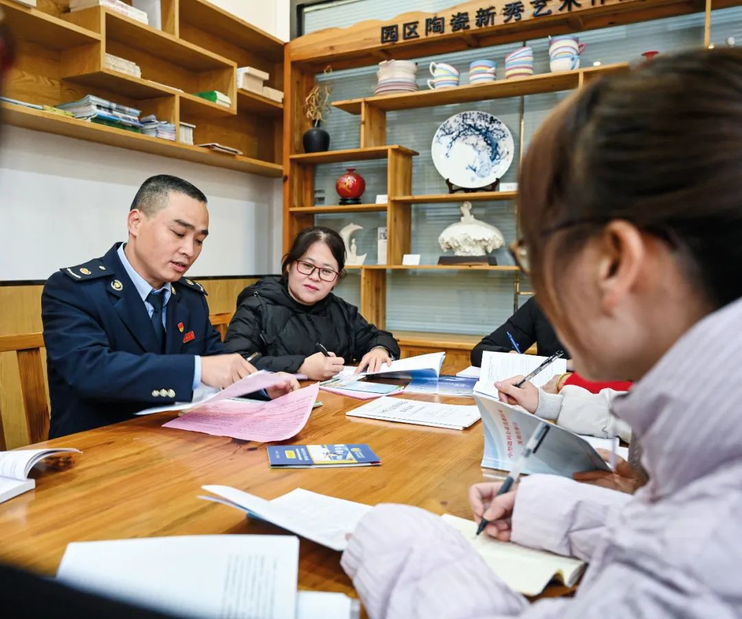 2020德化gdp_德化九仙山雾凇2020(3)