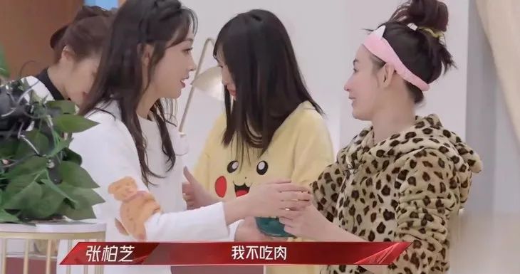 张柏芝脸肿的痛 我终于明白了