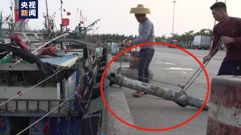 实物曝光!浙江、江苏等地渔民打鱼捞获不明物体,竟是境外间谍窃密装置休闲区蓝鸢梦想 - Www.slyday.coM 实物曝光!浙江、江苏等地渔民打鱼捞获不明物体,竟是境外间谍窃密装置休闲区蓝鸢梦想 - Www.slyday.coM