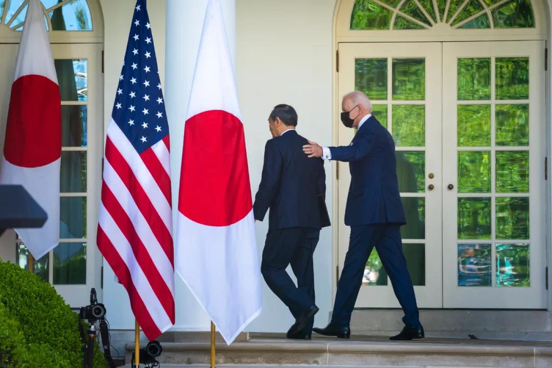 4月16日,美国华盛顿,美国总统拜登与日本首相菅义伟举行首脑会谈。/IC Photo