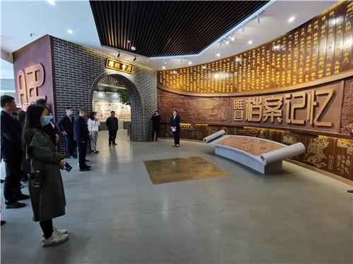 商丘市“学党史·追寻红色印记”网络主题活动采风团走进睢县