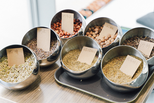 你在“蚂蚁森林”种的梭梭树究竟啥样?最近,它来到了杭州休闲区蓝鸢梦想 - Www.slyday.coM 你在“蚂蚁森林”种的梭梭树究竟啥样?最近,它来到了杭州休闲区蓝鸢梦想 - Www.slyday.coM