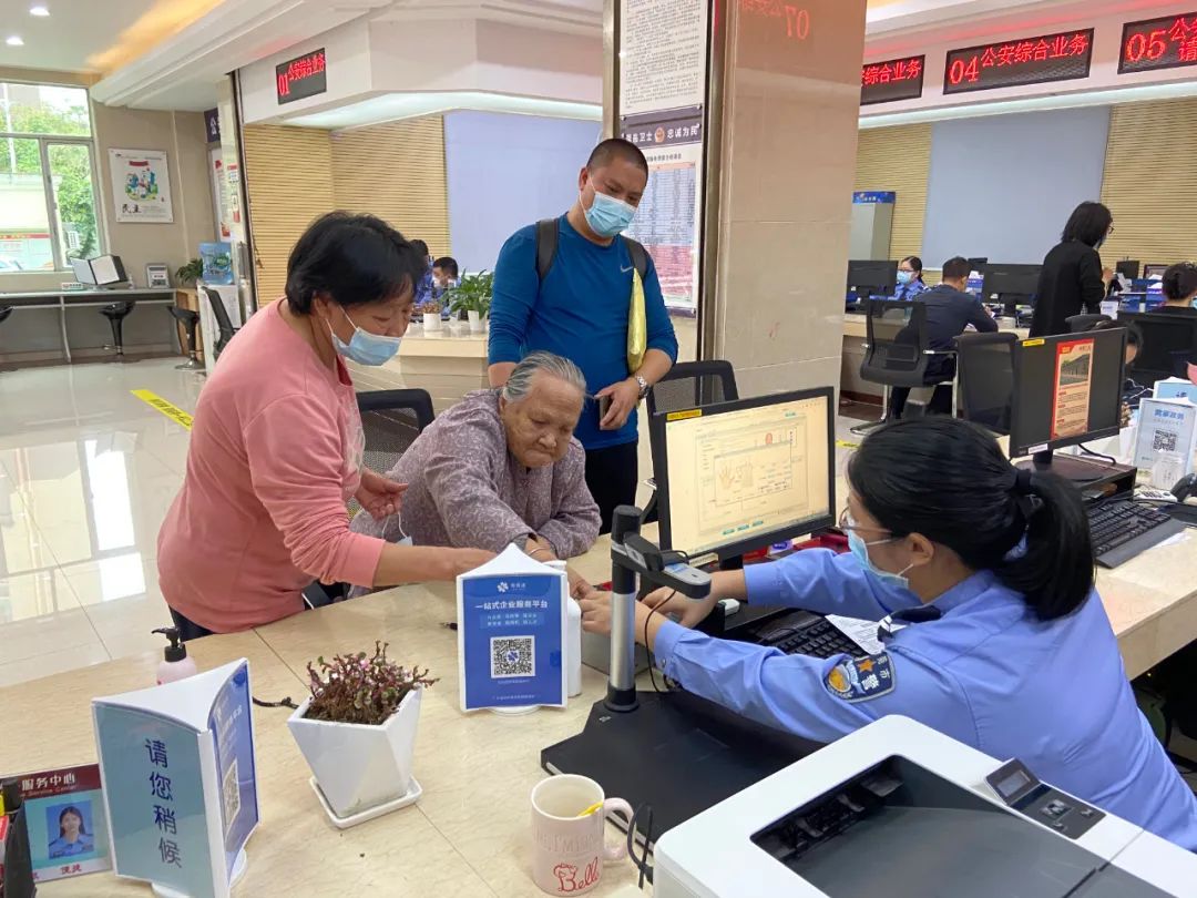 冰葬会取代火葬?其实“冰葬”Promessa公司早...