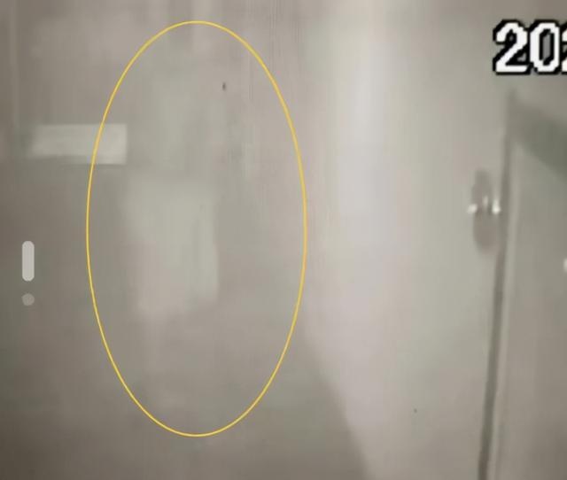 无耻至极!安徽一男子酒后猥亵朋友女儿,被抓时只围了一条毛巾休闲区蓝鸢梦想 - Www.slyday.coM 无耻至极!安徽一男子酒后猥亵朋友女儿,被抓时只围了一条毛巾休闲区蓝鸢梦想 - Www.slyday.coM