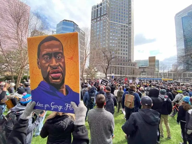 非洲裔美国人弗洛伊德案宣判:前白人警察肖万二级谋杀指控成立休闲区蓝鸢梦想 - Www.slyday.coM 非洲裔美国人弗洛伊德案宣判:前白人警察肖万二级谋杀指控成立休闲区蓝鸢梦想 - Www.slyday.coM