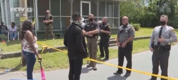 弗洛伊德案宣判次日 美国又一非裔男子遭警方暴力执法致死休闲区蓝鸢梦想 - Www.slyday.coM 弗洛伊德案宣判次日 美国又一非裔男子遭警方暴力执法致死休闲区蓝鸢梦想 - Www.slyday.coM