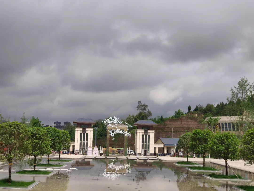 ¤ѧУſڵһȺɸ롣ܷ߹ͼ