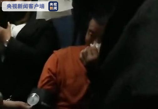 动车旅客突发疾病 遇上55名医生 上演“饱和式救援”!休闲区蓝鸢梦想 - Www.slyday.coM 动车旅客突发疾病 遇上55名医生 上演“饱和式救援”!休闲区蓝鸢梦想 - Www.slyday.coM