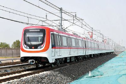 京企保定造"智慧"地铁首车正式下线