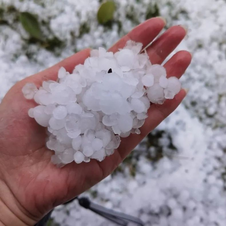 风雨雷电冰在路上!五一假期云南最新天气预报来了休闲区蓝鸢梦想 - Www.slyday.coM 风雨雷电冰在路上!五一假期云南最新天气预报来了休闲区蓝鸢梦想 - Www.slyday.coM