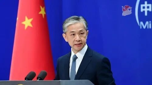 两邻国发生武装冲突,中方表态