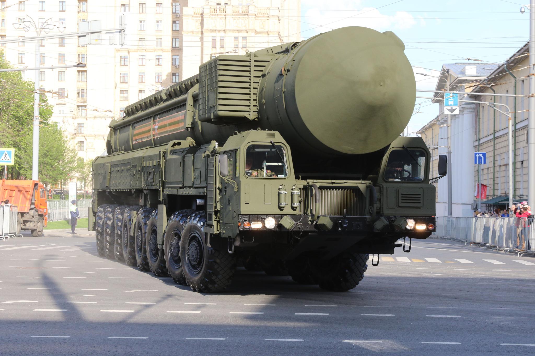 俄研制"雪松"新型洲际弹道导弹|亚尔斯|白杨|火箭军_新浪新闻