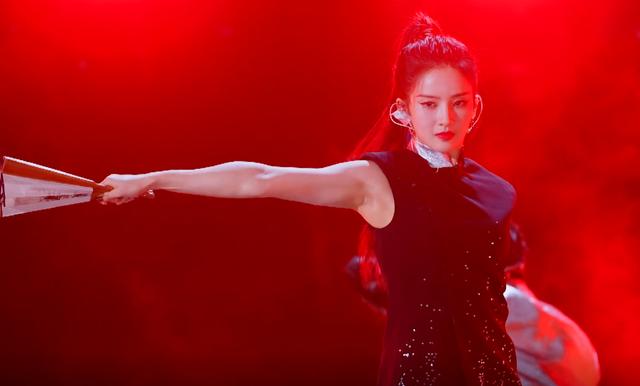 《创4》三公未播先火,赞多公主抱晓彤,米卡壁咚鞠婧祎画面绝了休闲区蓝鸢梦想 - Www.slyday.coM 《创4》三公未播先火,赞多公主抱晓彤,米卡壁咚鞠婧祎画面绝了休闲区蓝鸢梦想 - Www.slyday.coM