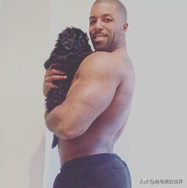 全网发起“复刻狗狗老照片挑战”,结果大家笑着笑着就哭了…休闲区蓝鸢梦想 - Www.slyday.coM 全网发起“复刻狗狗老照片挑战”,结果大家笑着笑着就哭了…休闲区蓝鸢梦想 - Www.slyday.coM